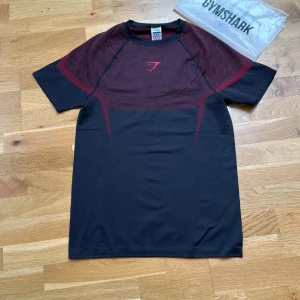 Gymshark onyx v5 - Säljer nu helt nya oanvänd gymshark onyx v5, kvitto finns, stl: L, passar även M