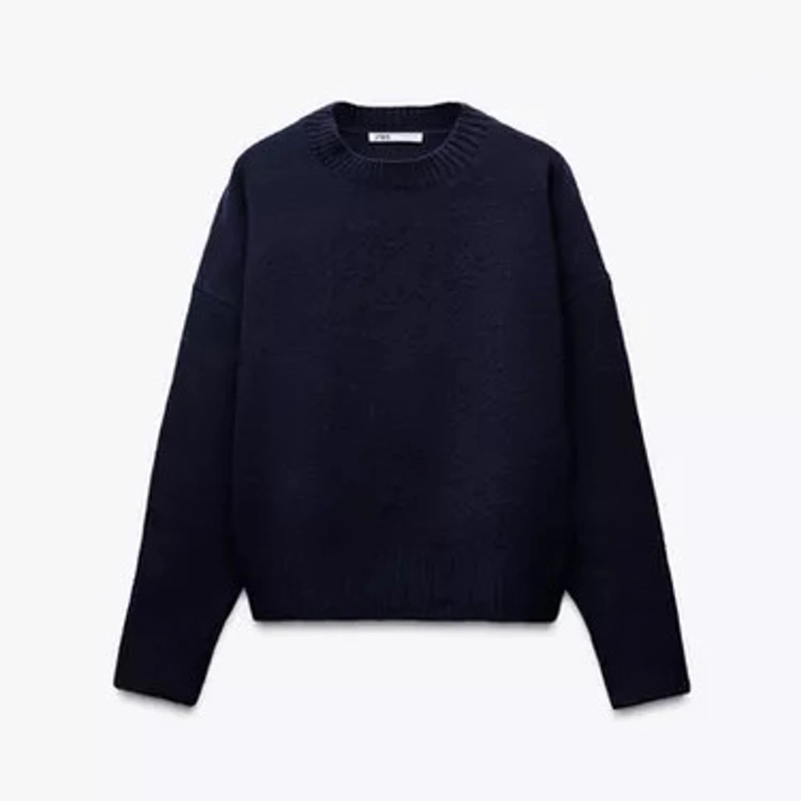 Mörkblå stickad tröja - 1