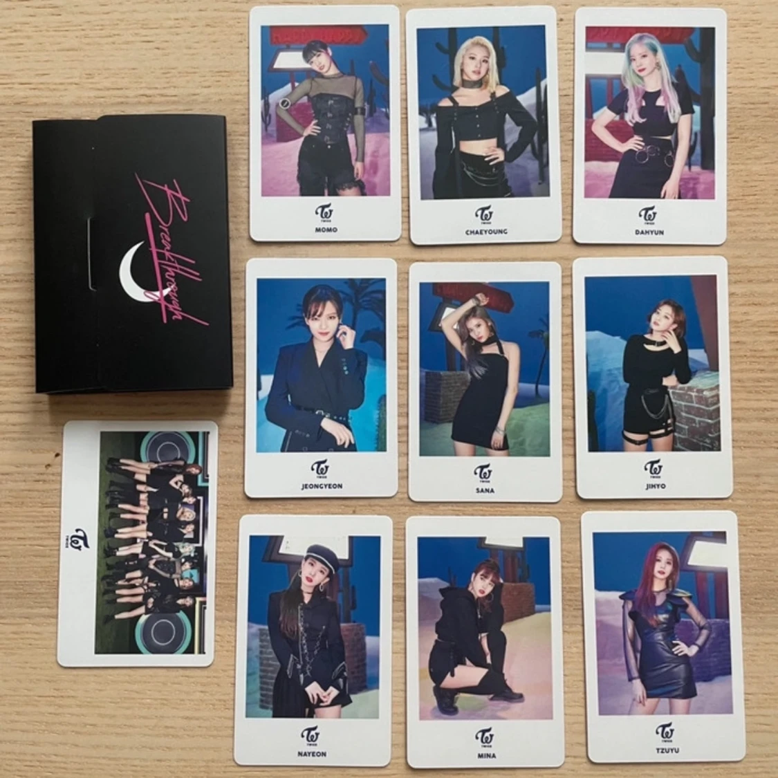 TWICE Japan “Breakthrough” kort set