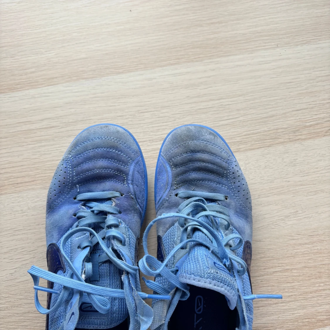 Blåa Nike streetgato