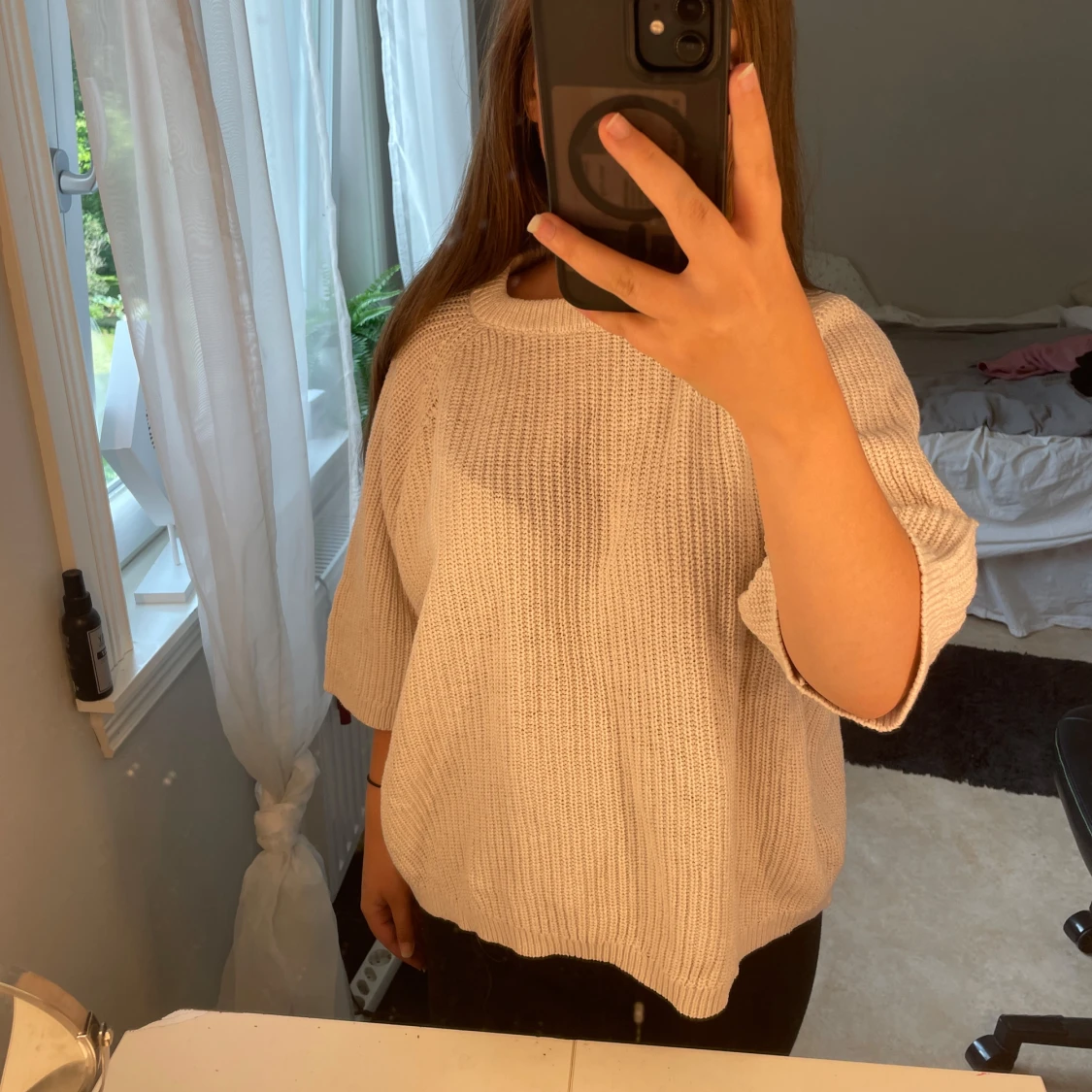 Beige stickad tröja - 1