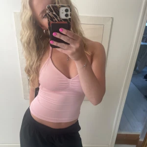 Gtech, JuliaF för 15% rabatt  - Använd koden JuliaF för 15% rabatt på gtech träningskläder, på så sätt får du nya kläder till samma pris som om du skulle köpa begagnade 🥰❤️💕finns i massa fina färger men de tar slut snabbt i storlek! varsågoda