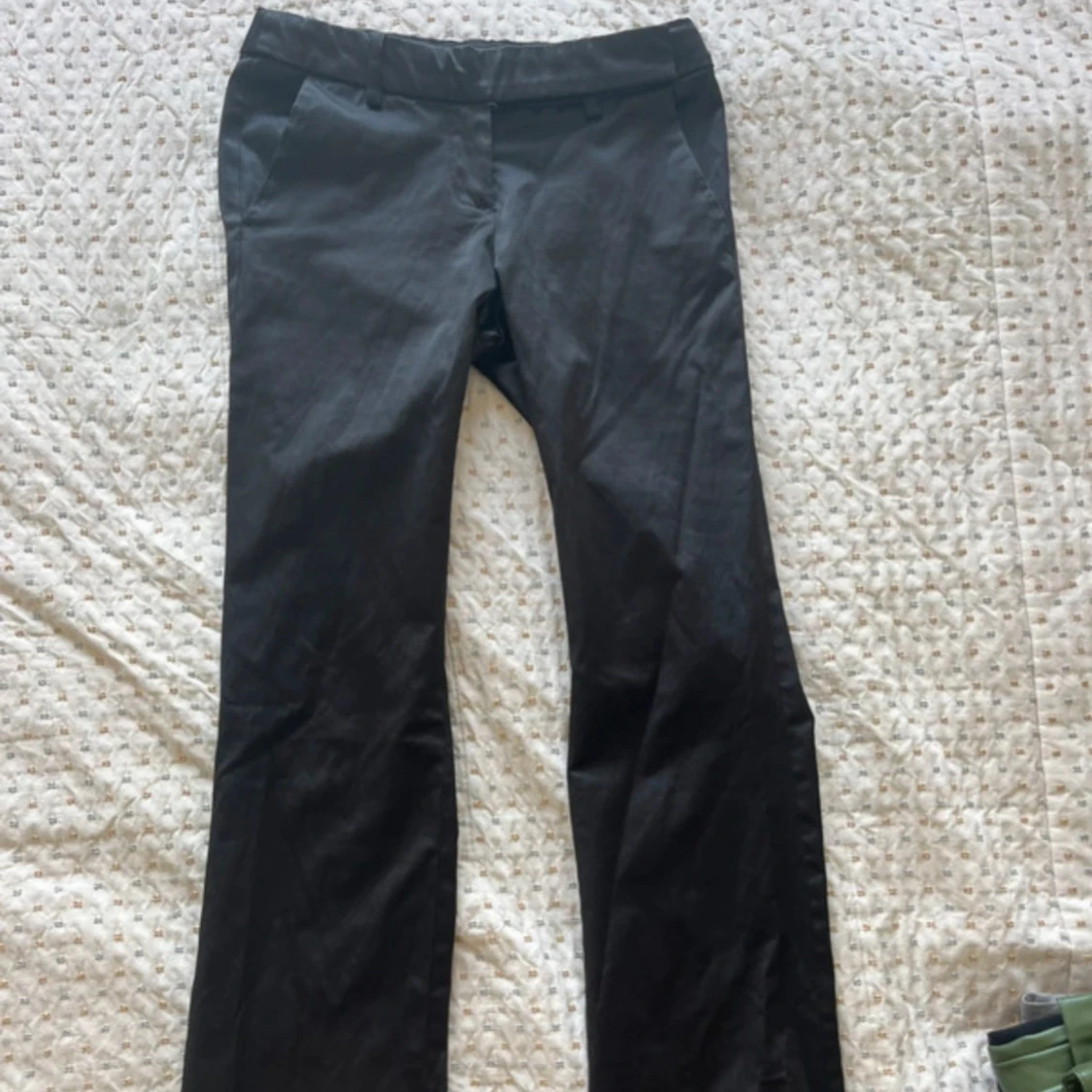 Svarta kostymbyxor bootcut - 1