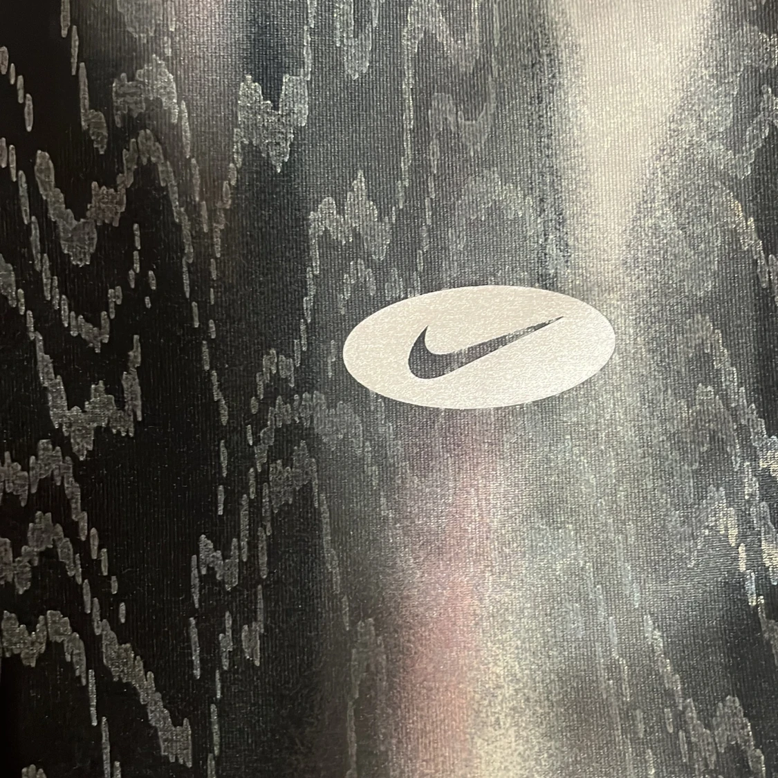 Nike Pro svarta leggings med mönster - 1