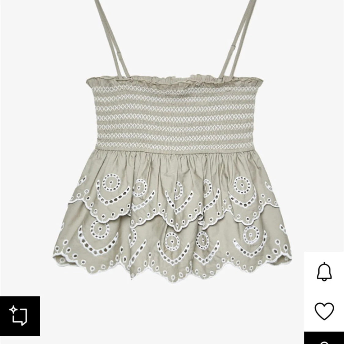  broderad topp med volang