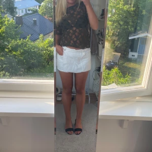 Zara shorts kjol  - Jeans kjol/short från Zara, helt oanvända!