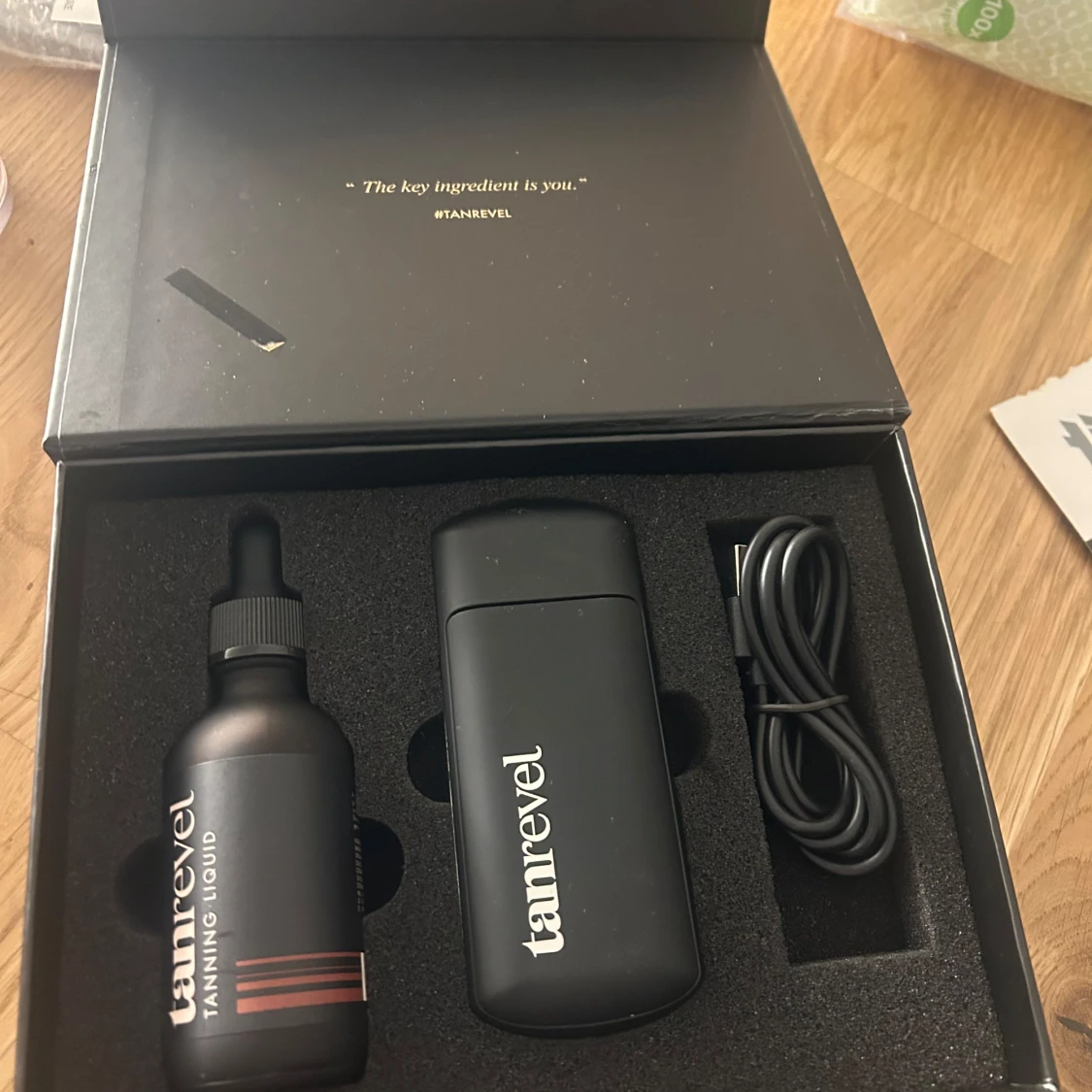 Tanrevel Tanning Kit - 1