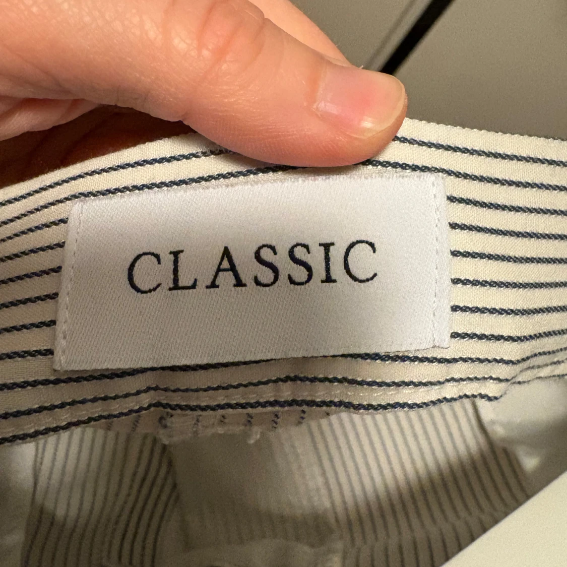 Randiga kostymbyxor från M&S - 2