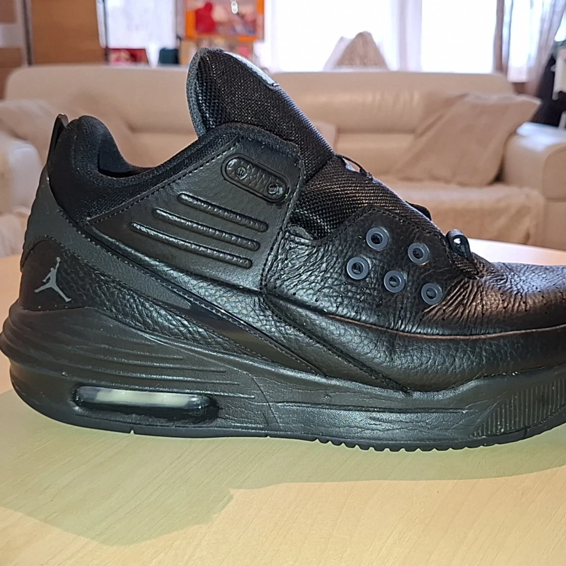 Svarta sneakers från Jordan - 2