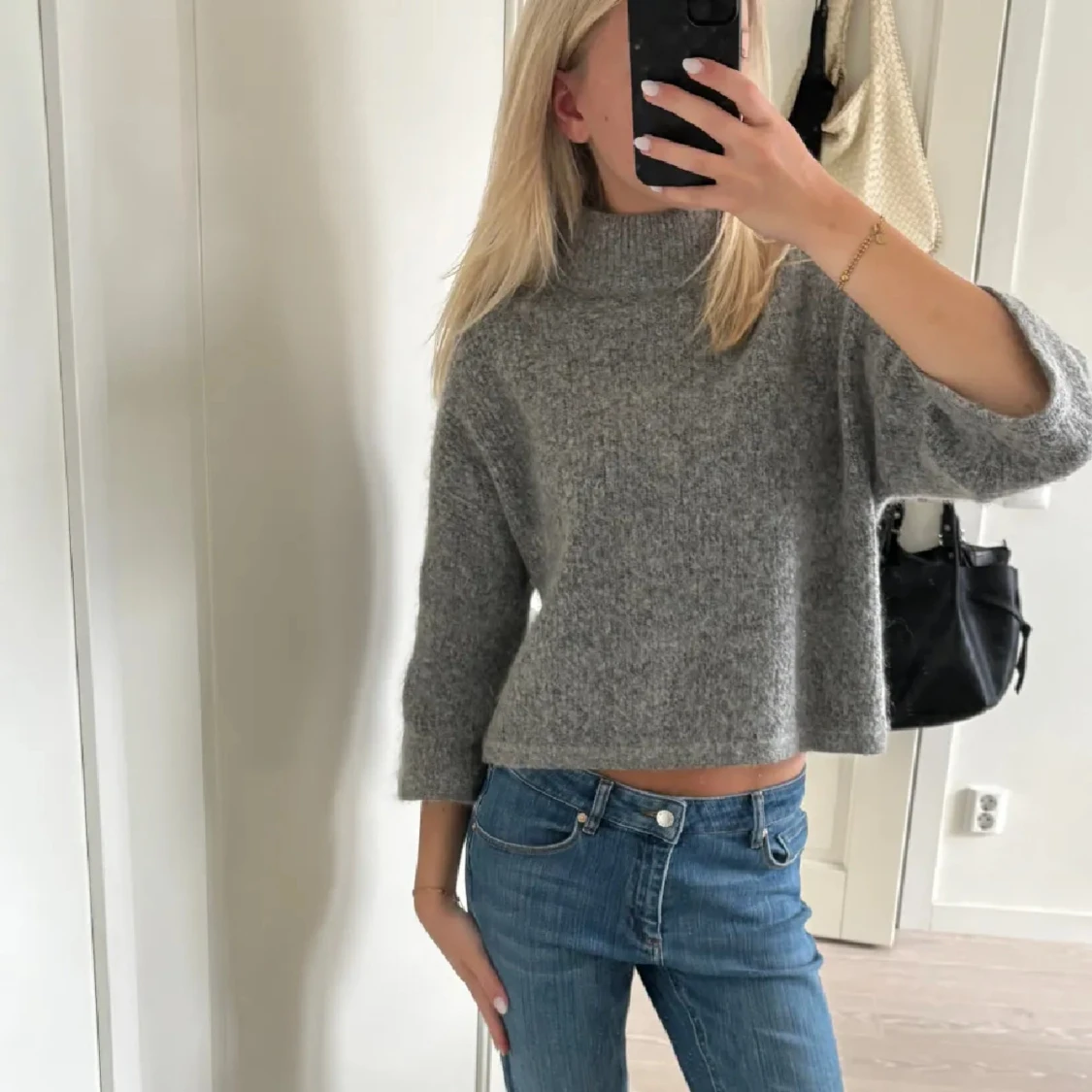 Grå stickad polotröja  - 2