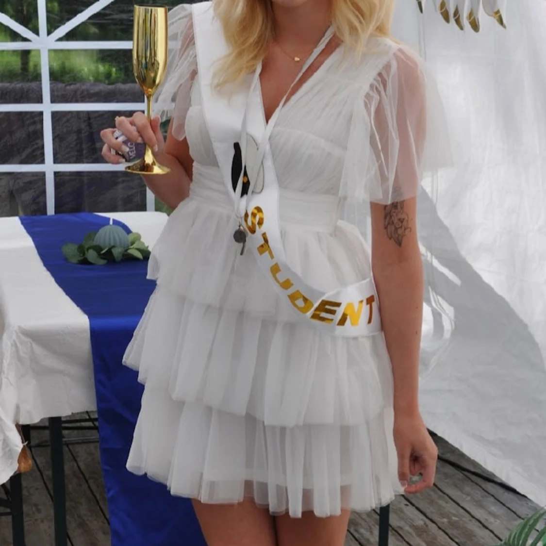 Vit volangklänning från Showpo - 2