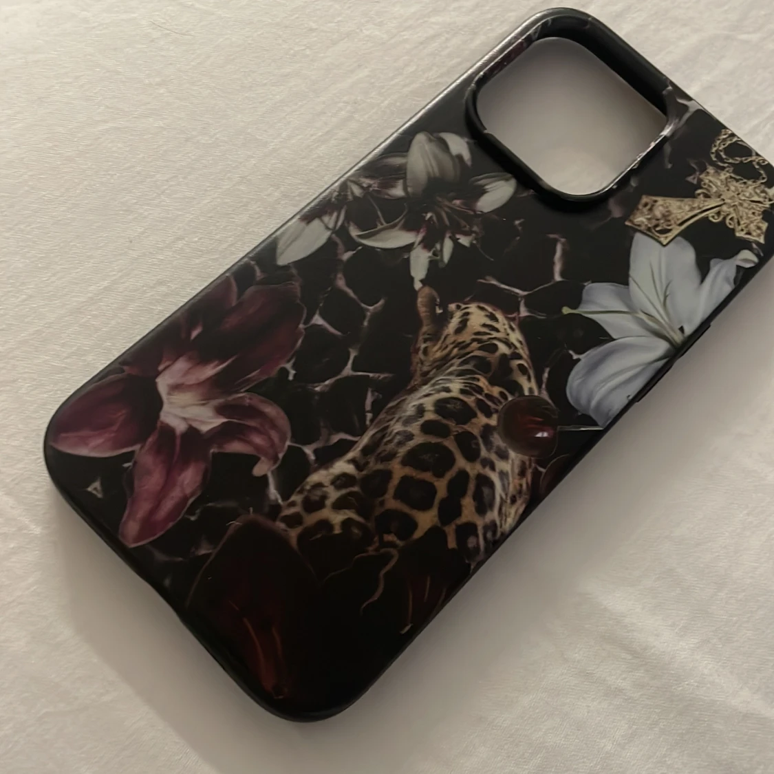 Mobilskal med leopard och blommor - 2