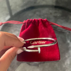 Armband - Fint armband i stainless steel. Helt nytt