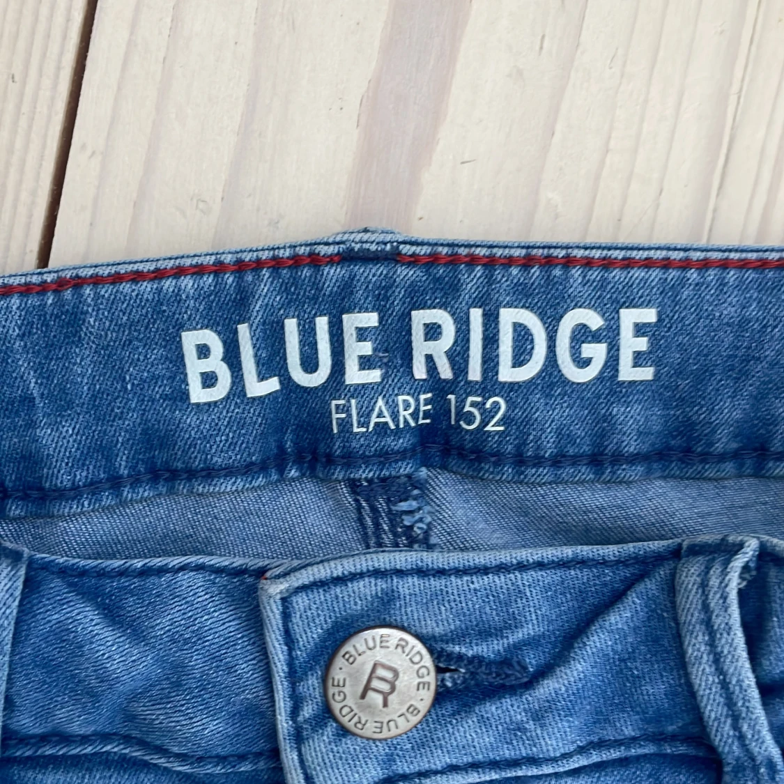 Blå bootcut jeans från We Fashion - 4