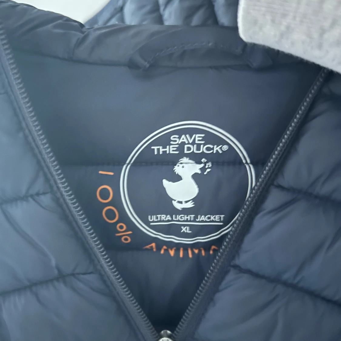 Mörkblå dunjacka från Save The Duck - 4