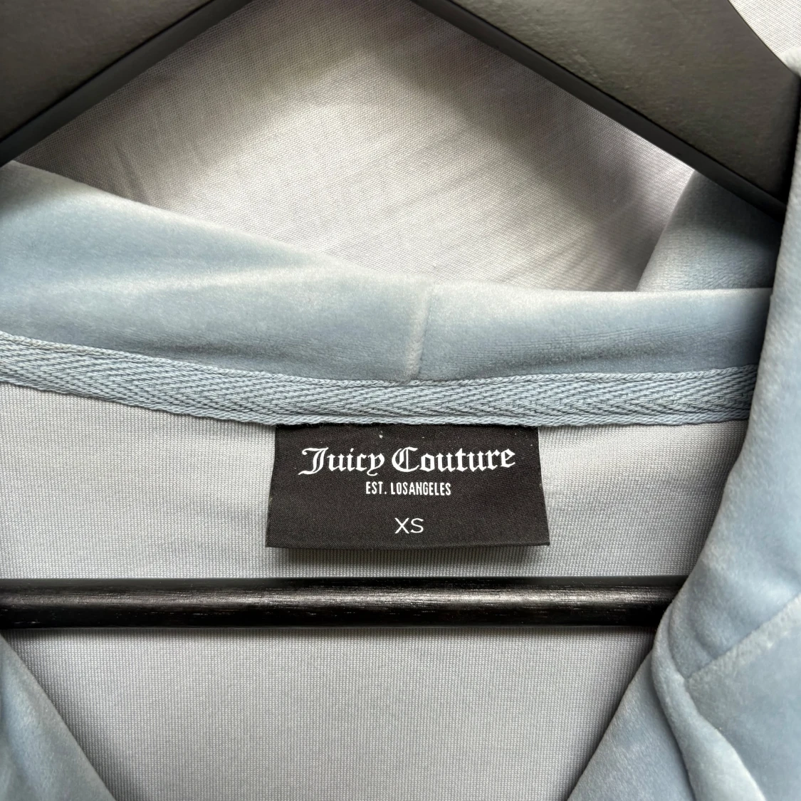 Ljusblå Juicy Couture tröja - 2