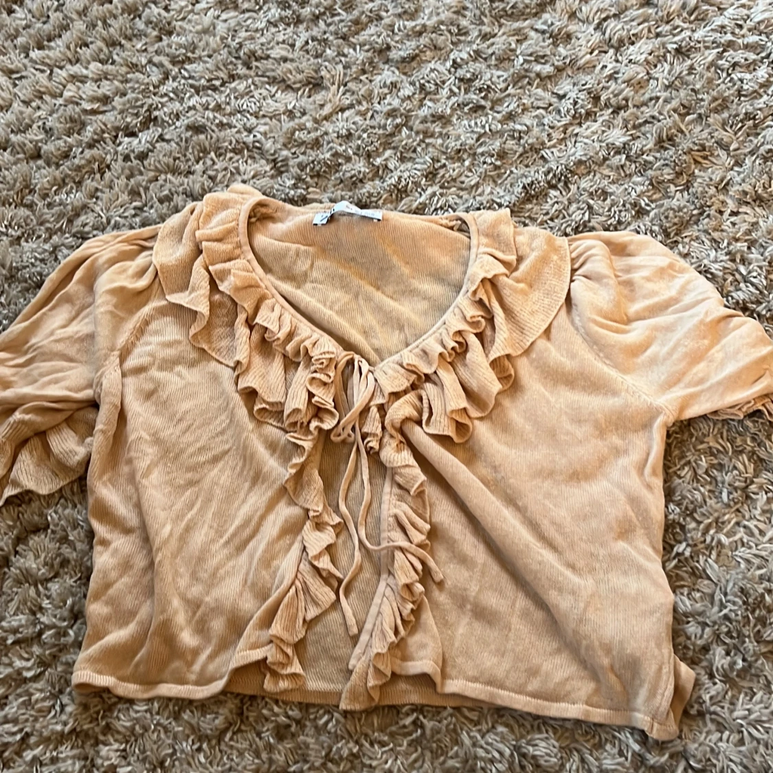 Aprikos stickad bolerotopp från Zara