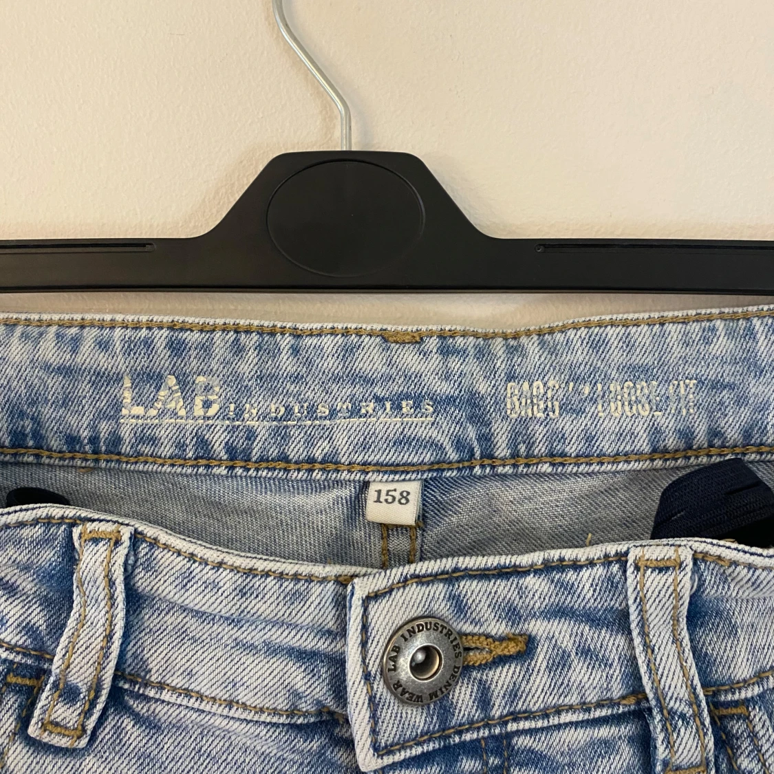 Ljusblå jeans från LAB Industries - 4