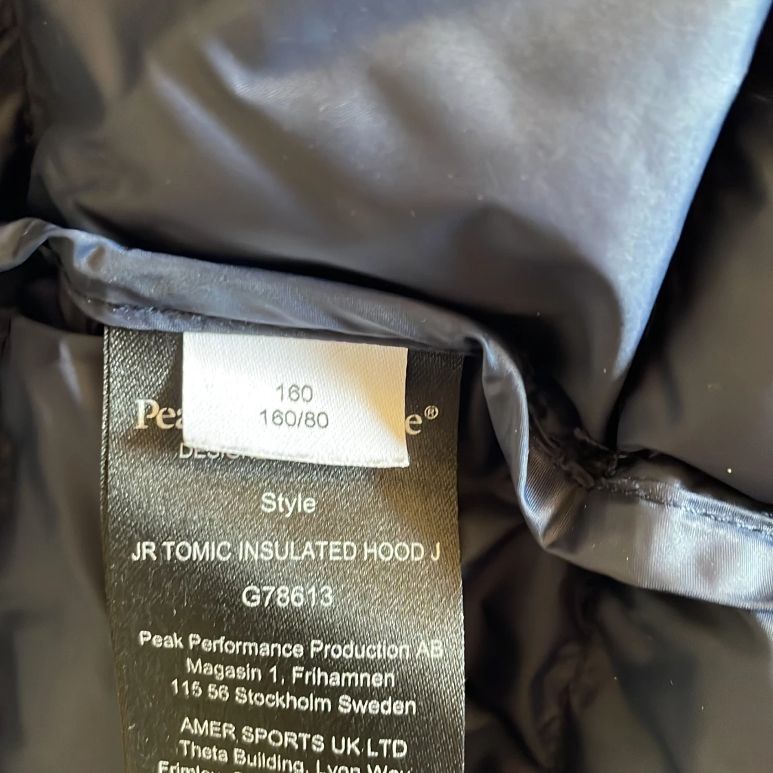 Mörkblå Peak Performance dunjacka - 3