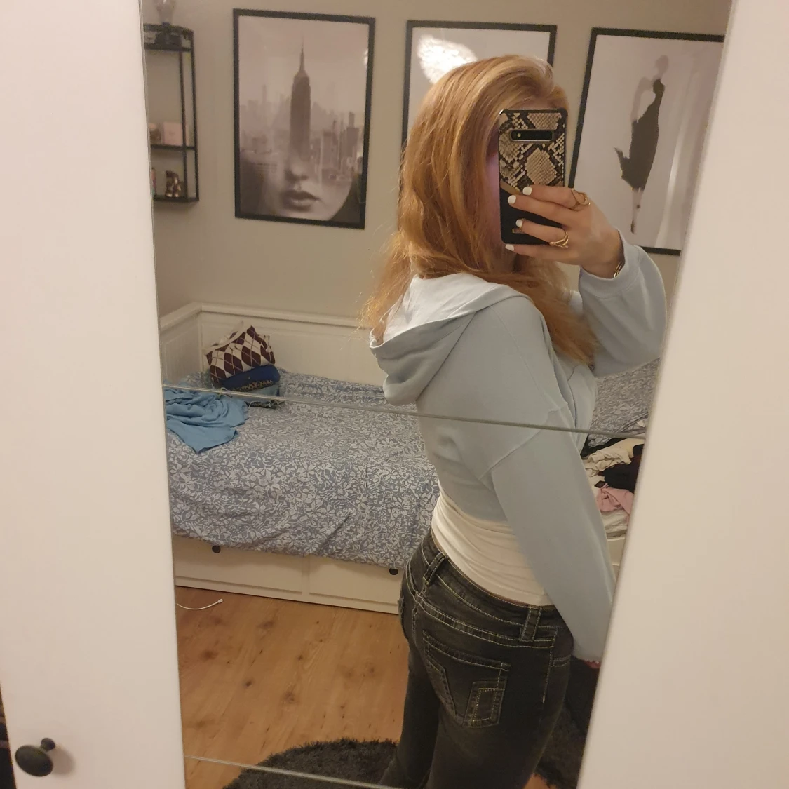 Ljusblå croppad hoodie med dragkedja - 1