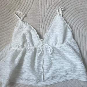 Söt topp - Super söt topp i storlek S💓