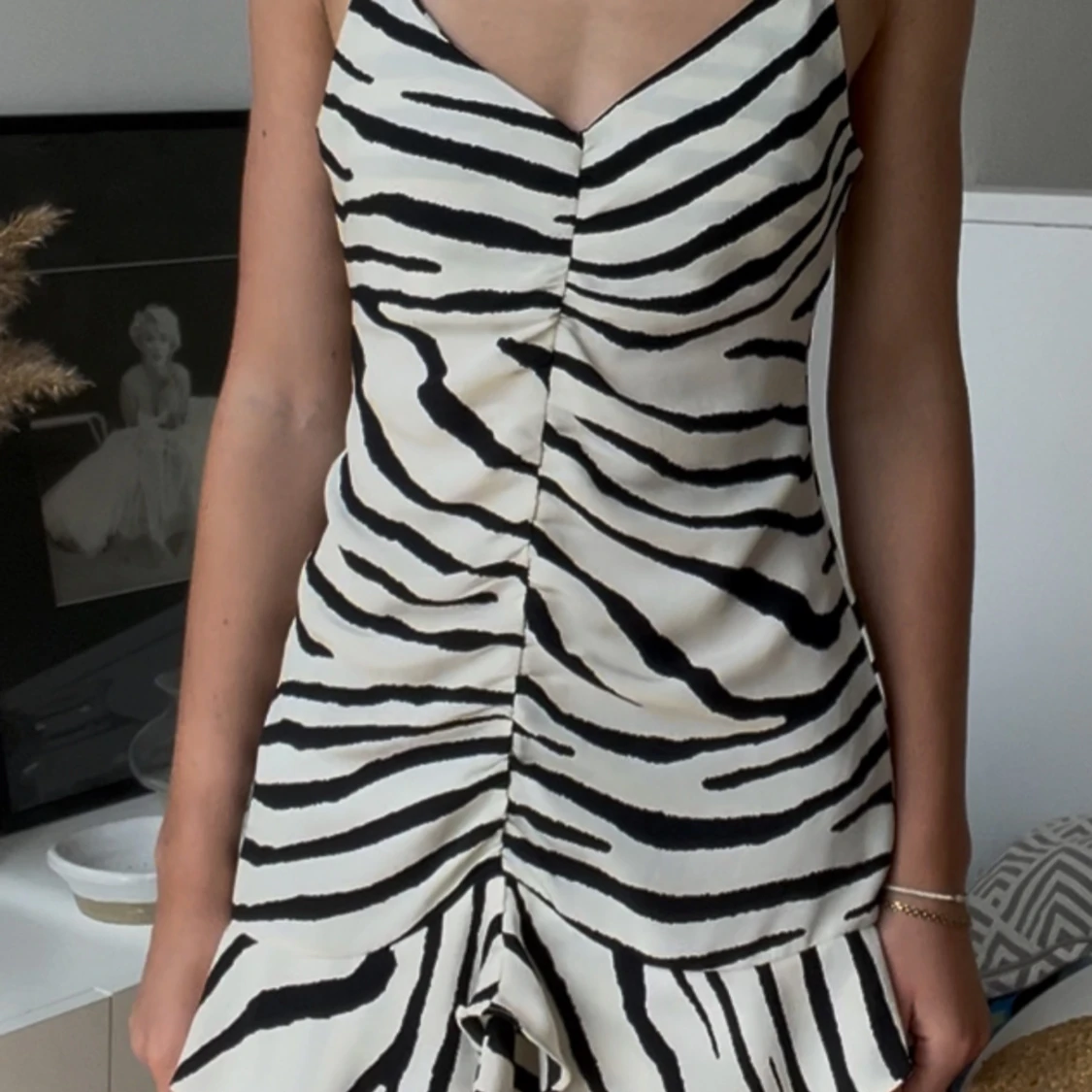 Zebramönstrad klänning från H&M