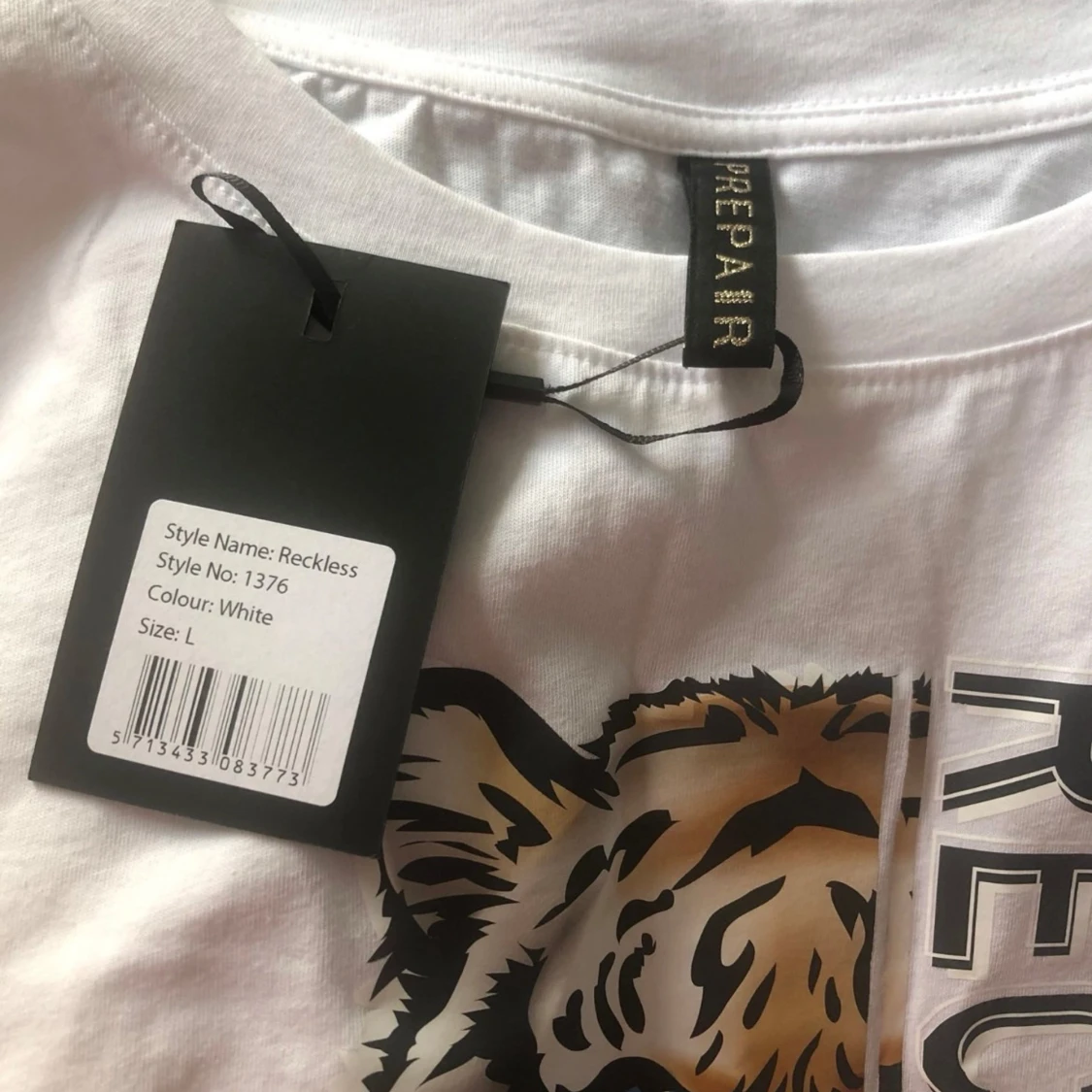 Vit t-shirt PREPAIR med tigertryck - 1
