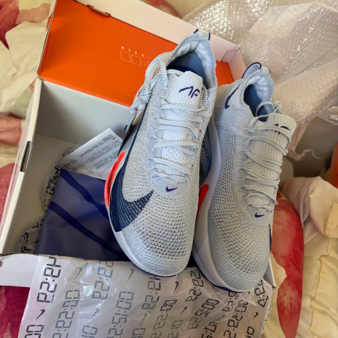 Nike ZoomX sneakers i silver och blå - 3