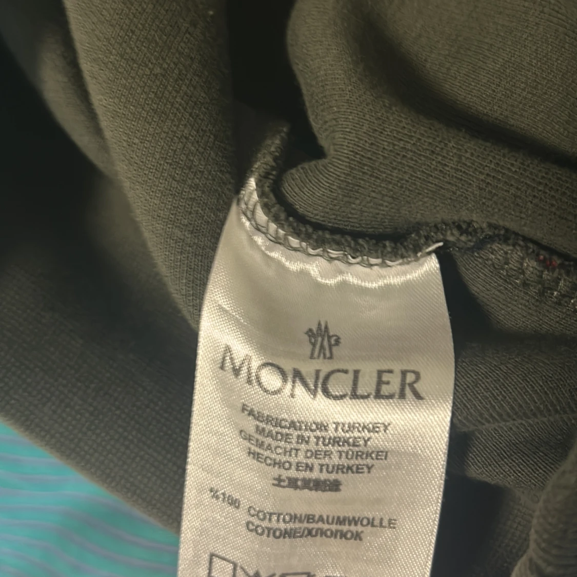 Olivgrön Moncler t-shirt i bomull - 3