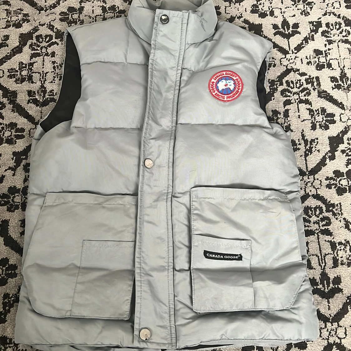 Grå dunväst från Canada Goose - 4