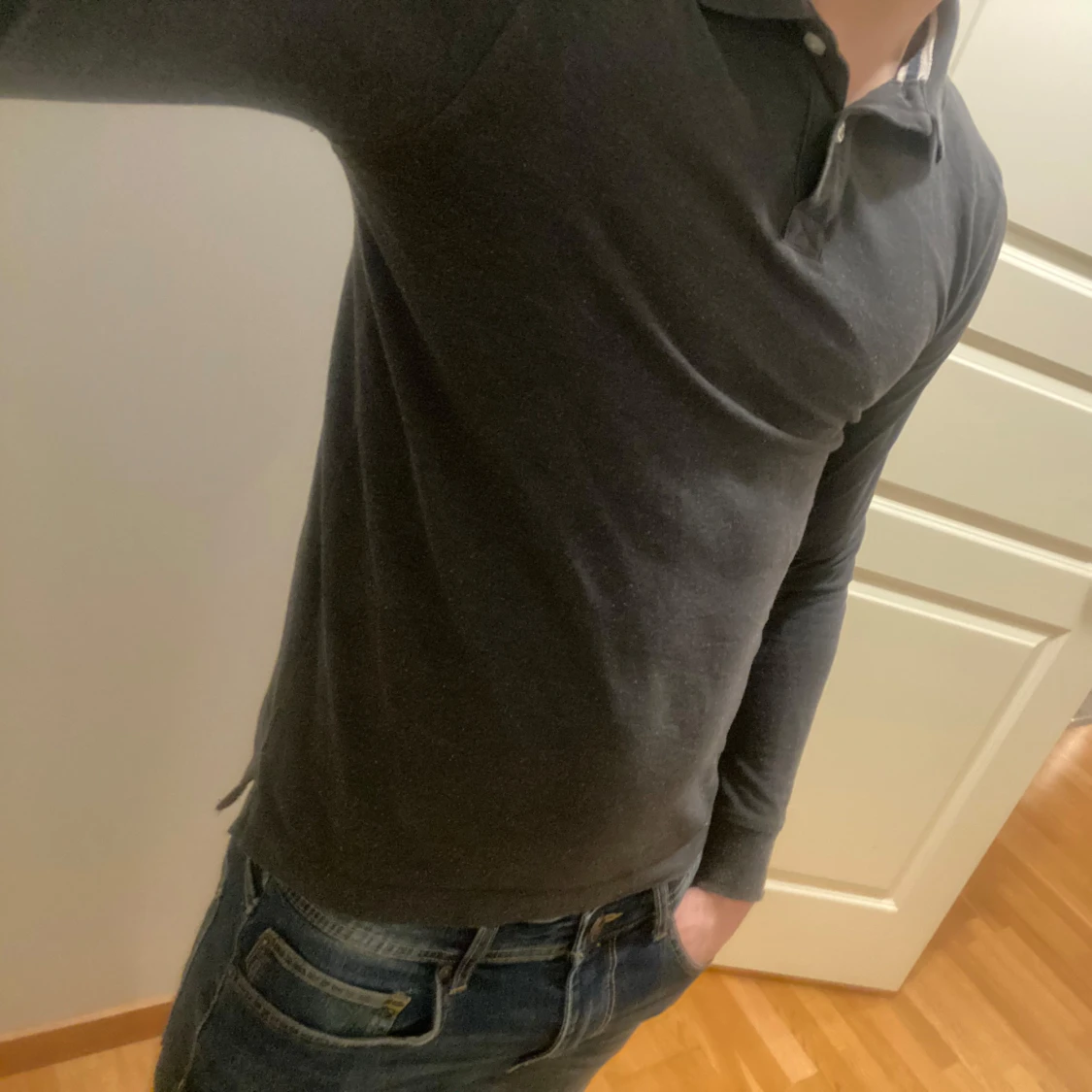 Mörkgrå pikétröja från Pier One