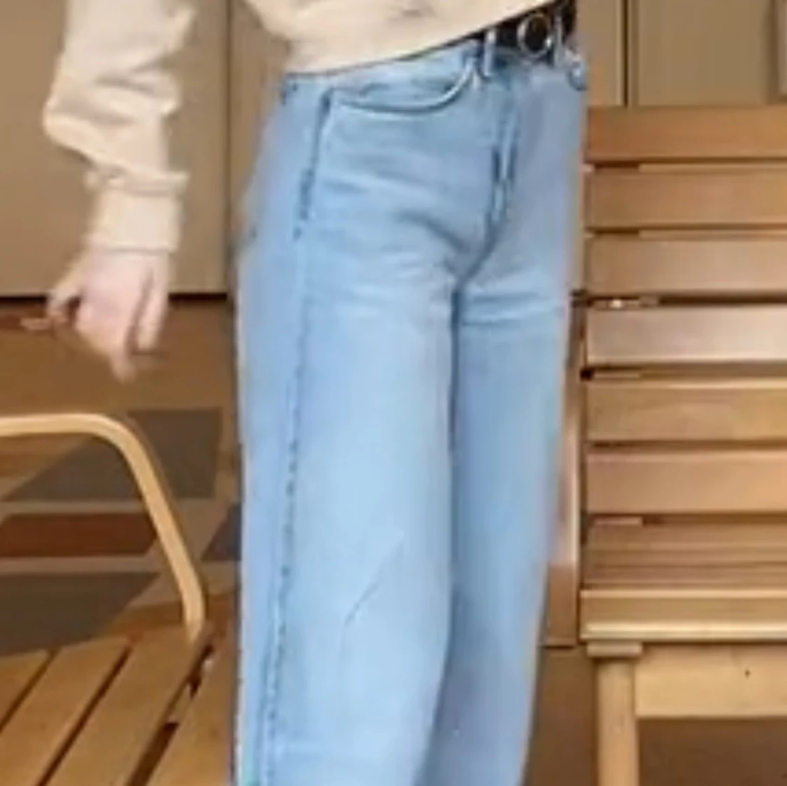 Blå högmidjade jeans  - 4