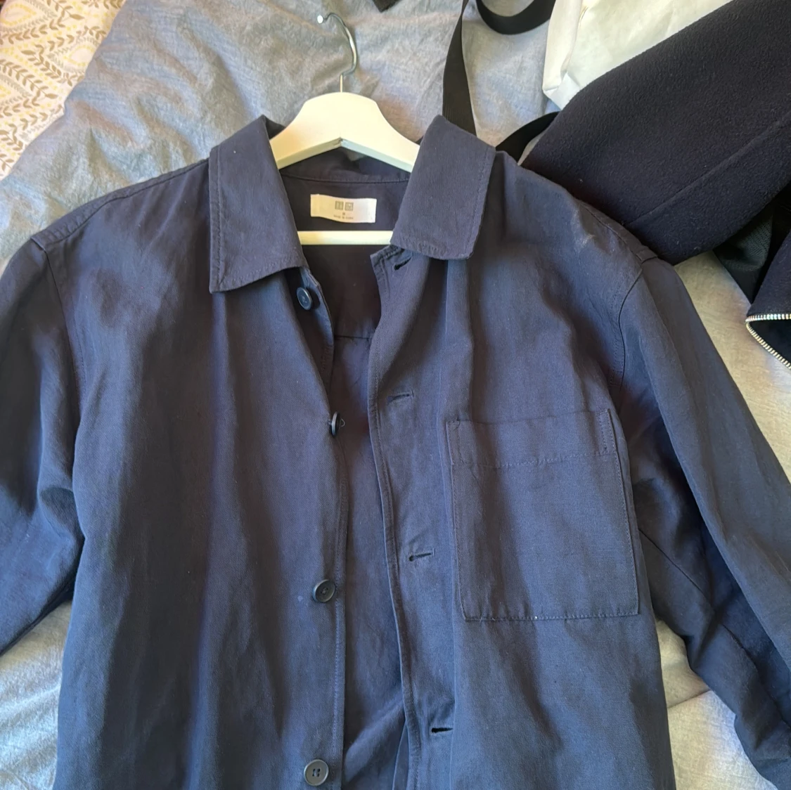 Mörkblå overshirt från Uniqlo - 2