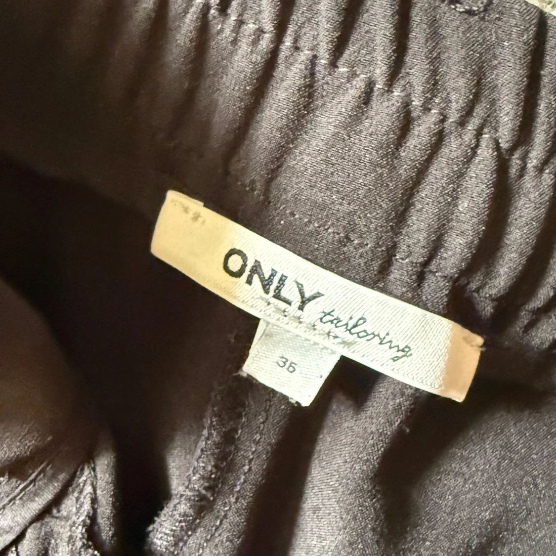 Svarta kostymbyxor från ONLY - 1