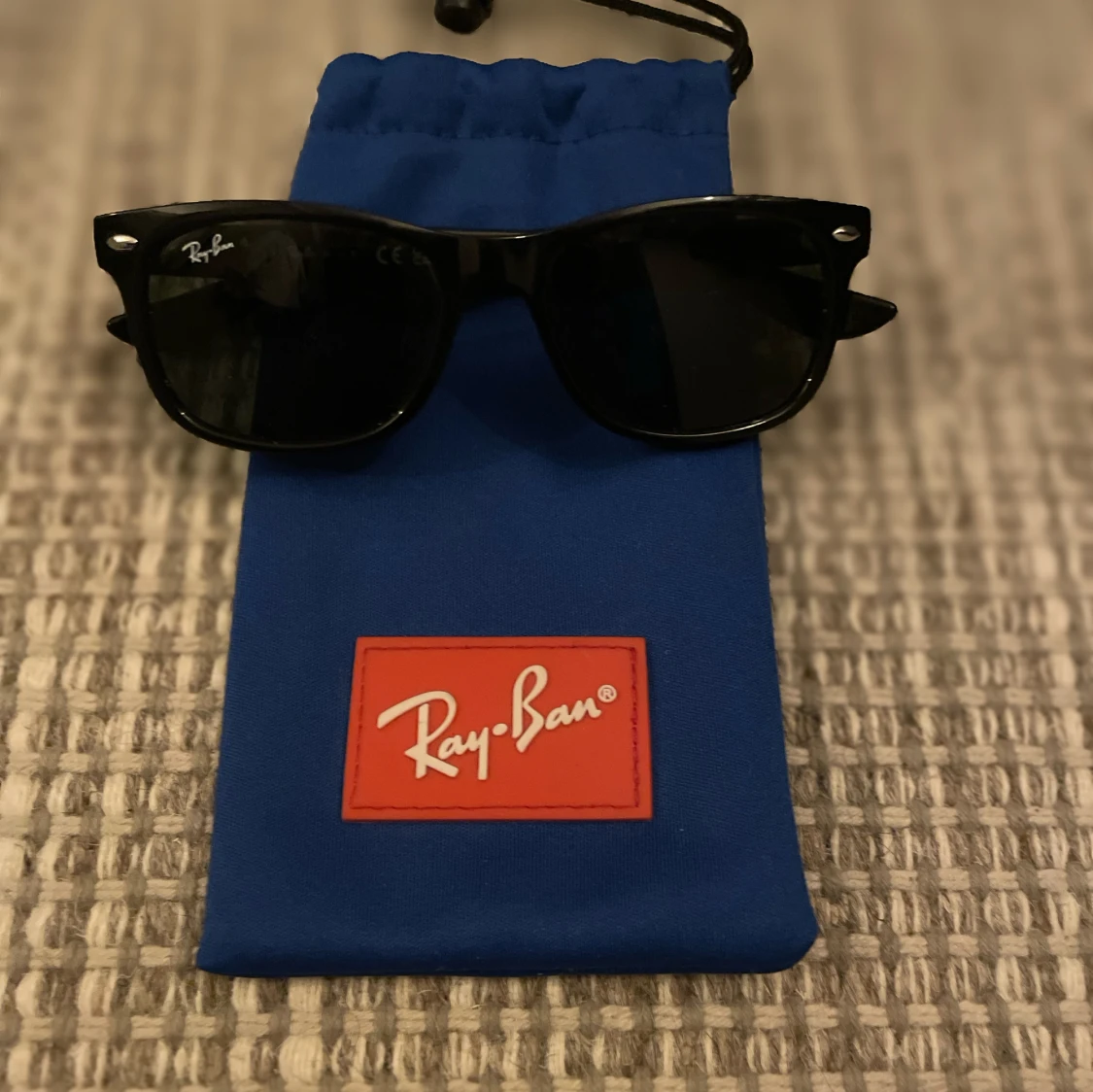Svarta Wayfarer Ray-Ban - 4