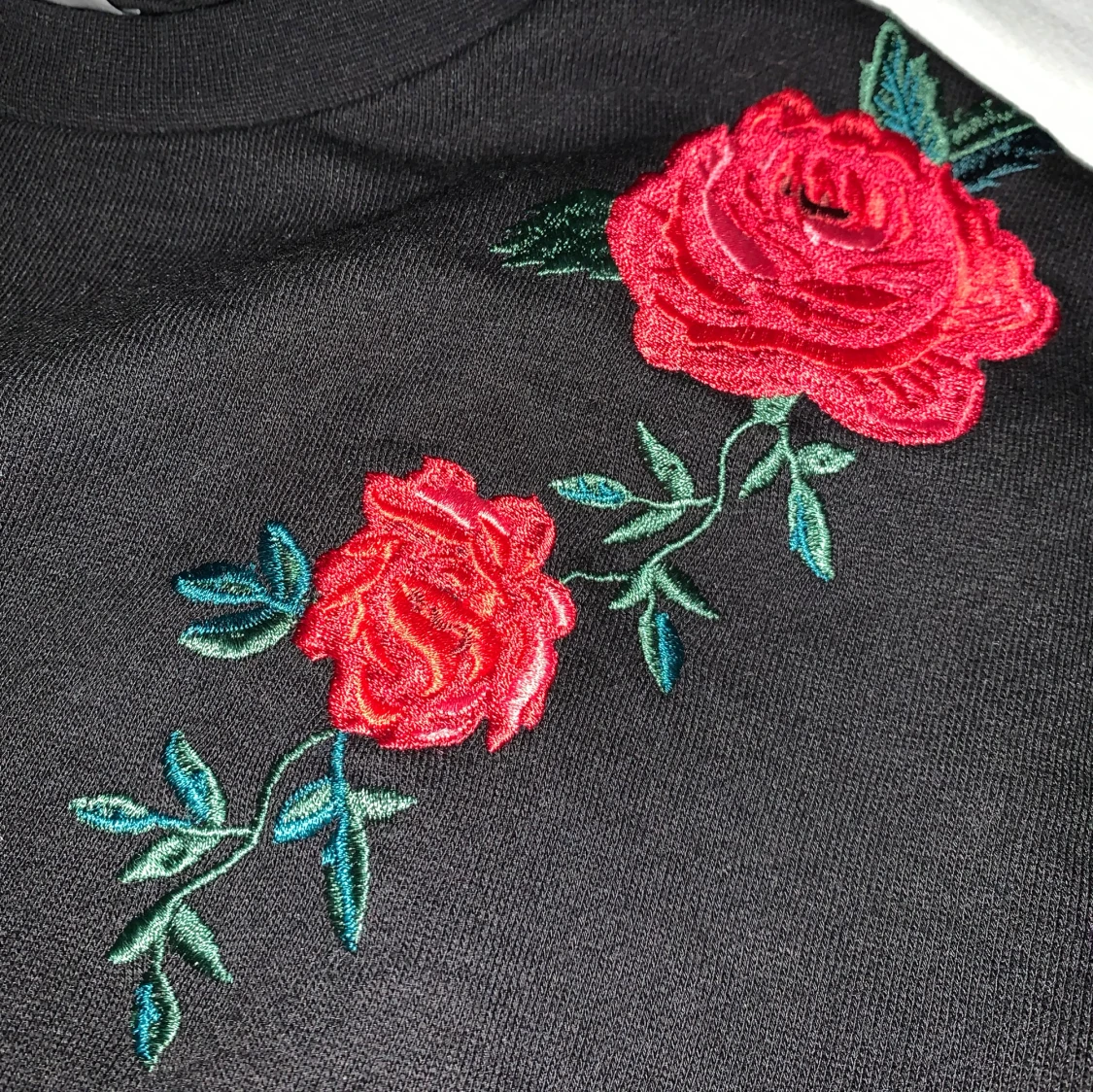 svart topp med trekvartsärm  - 3