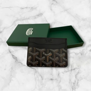 Brun/Svart goyard plånbok - Brun/Svart goyard plånbok. Bra kvalitet för bra pris