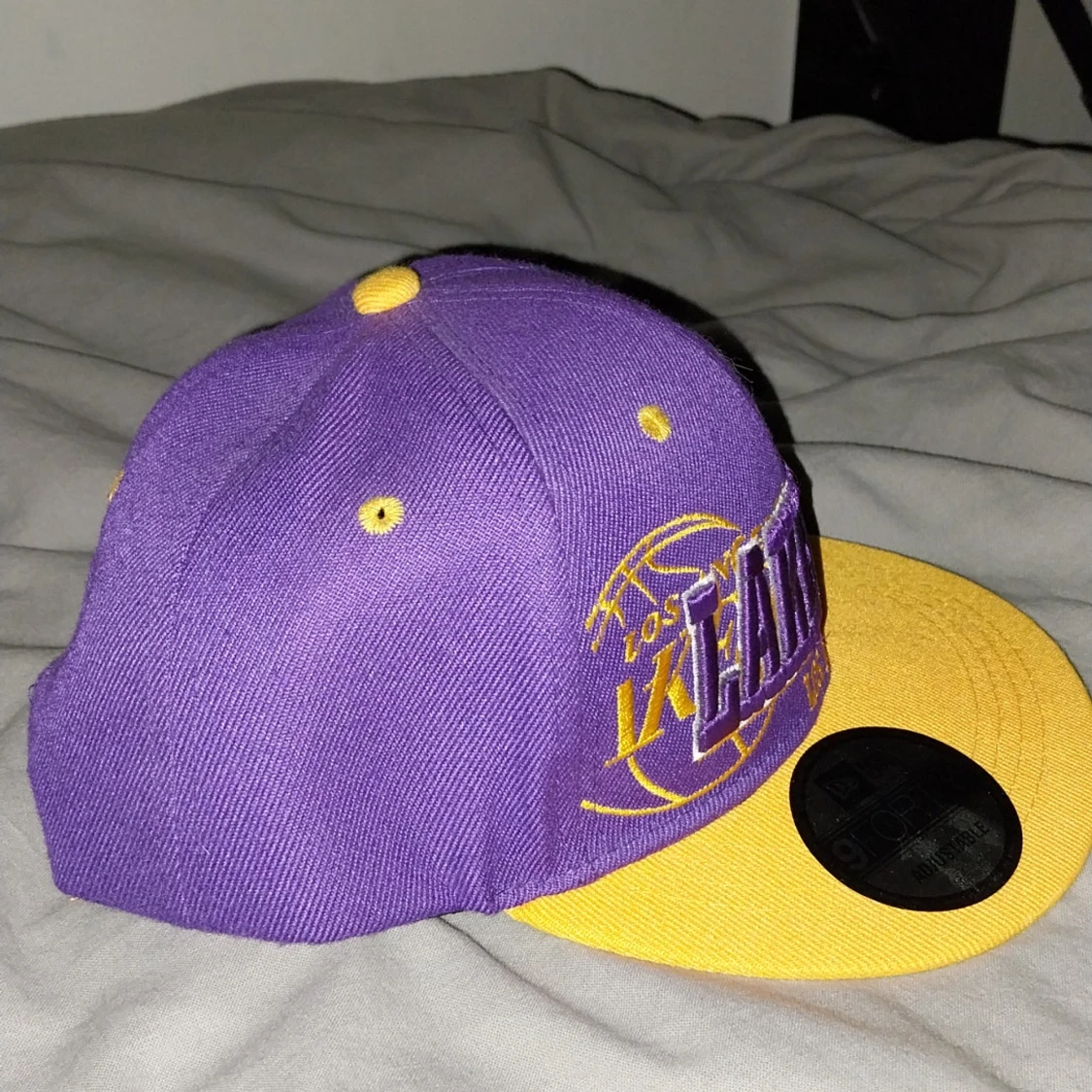 Lakers keps New Era  - 3