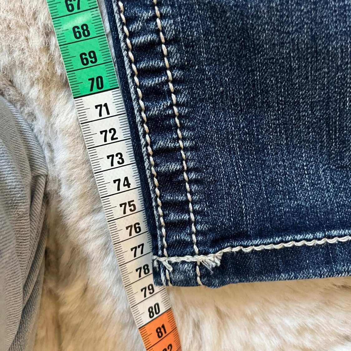 Miss Me jeans med broderade fickor - 4