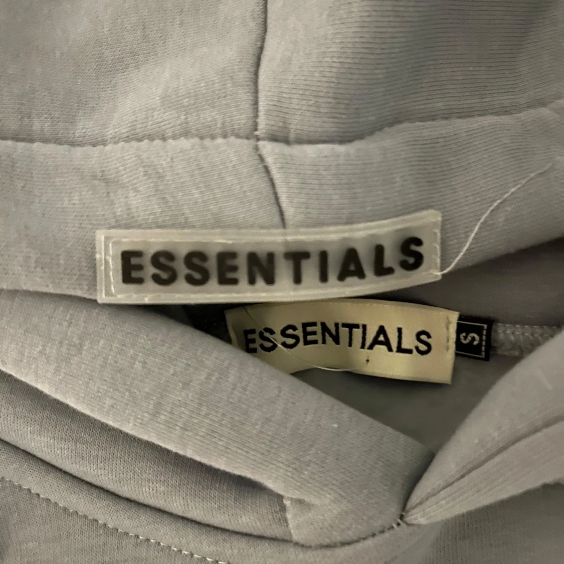 Grå Essentials Fear of God hoodie - 2