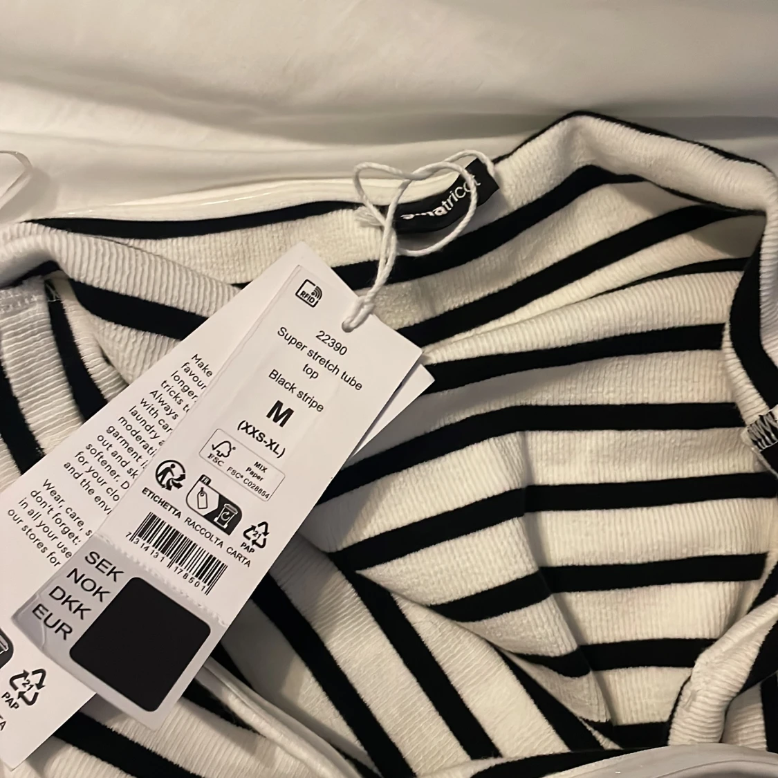 Randig tubtopp från Gina Tricot - 2