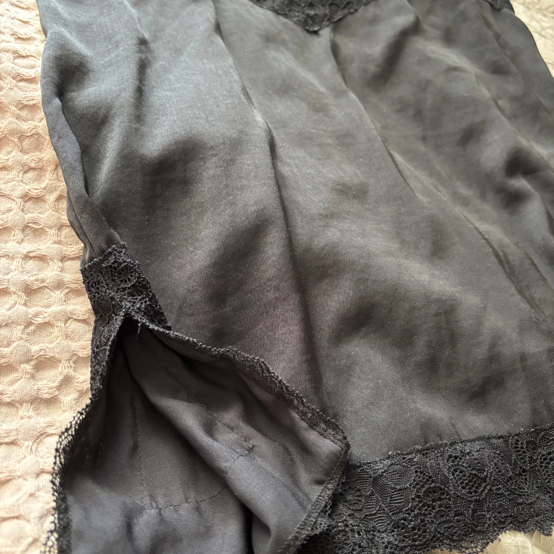 Svart spetslinne - 2