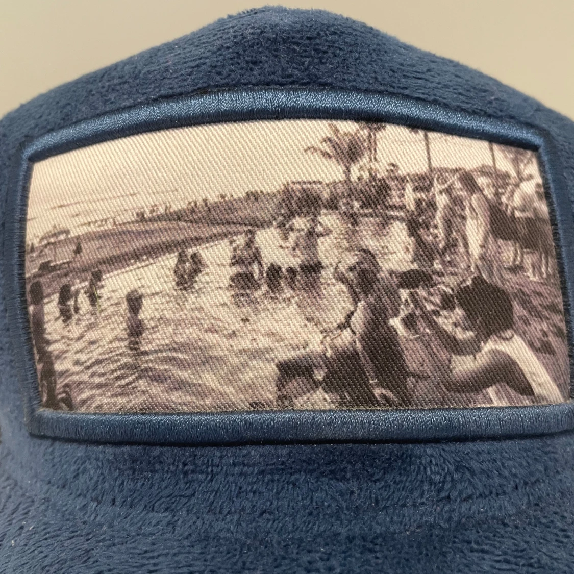 Blå Velvetkeps från Emilio pendenza  - 3