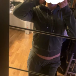 Grön juice couture set - Säljer mitt gröna juice set, jätte bra skick, pris kan diskuteras