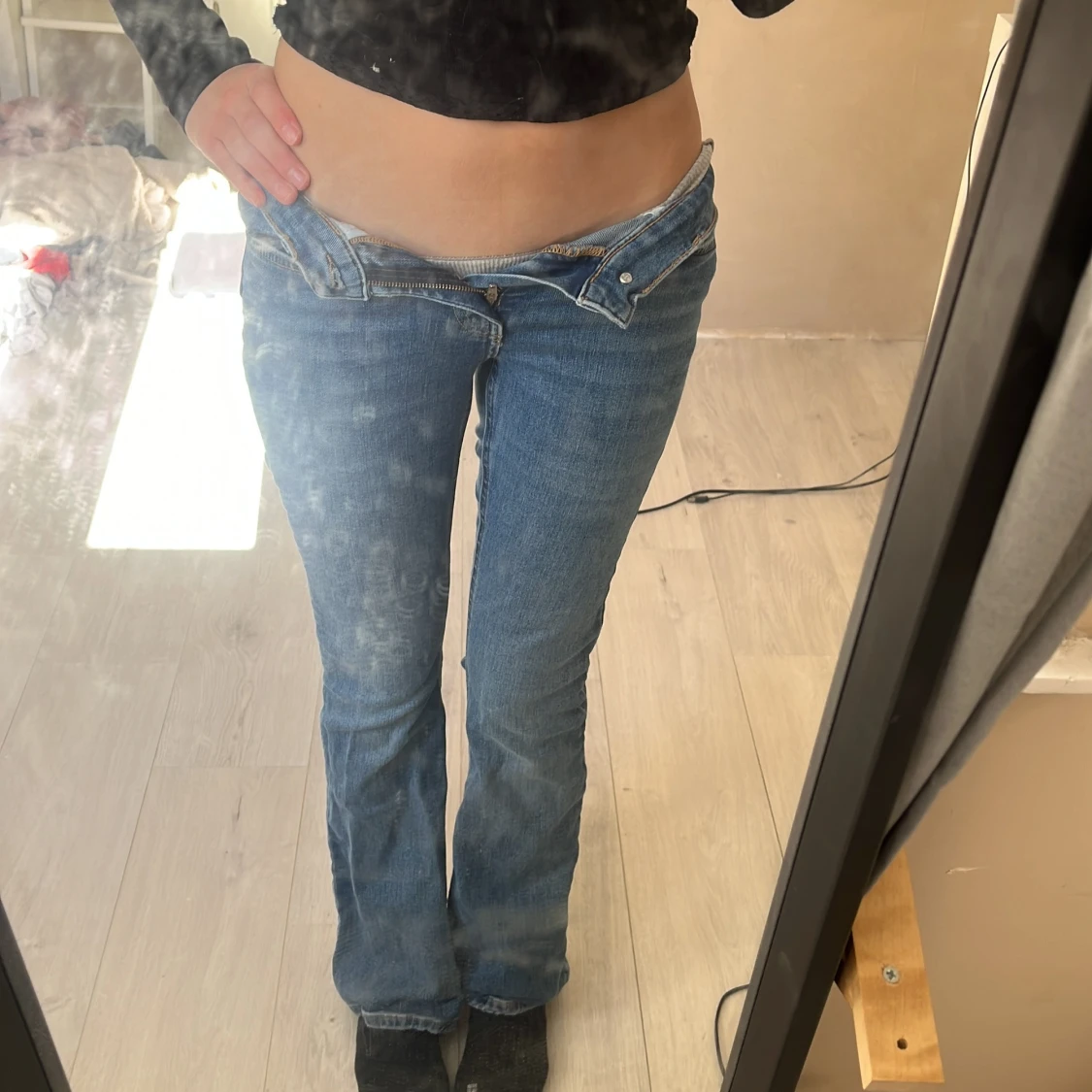 Blå bootcut jeans - 2