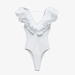 Vit body  - Supersnygg body från zara, aldrig använd bara provad🩷