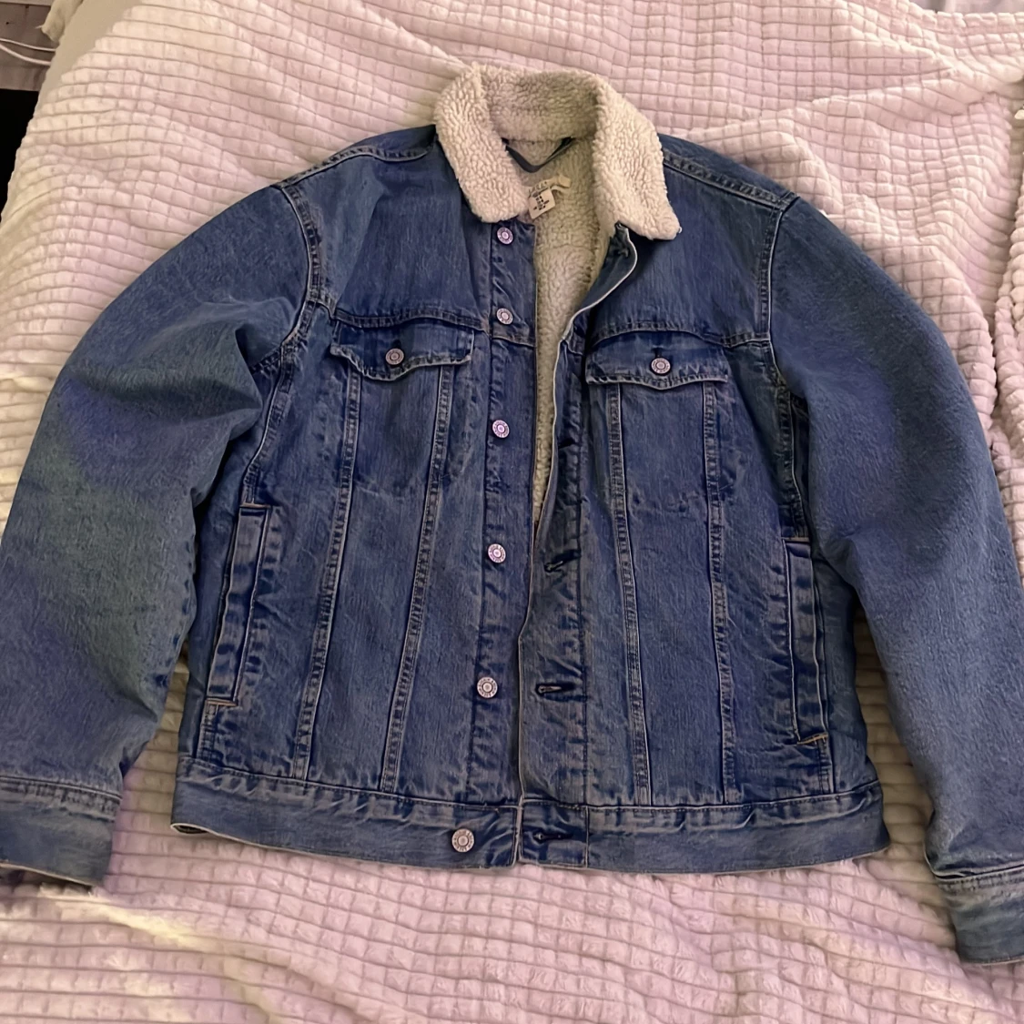 Blå jeansjacka med teddyfoder L.O.G.G.