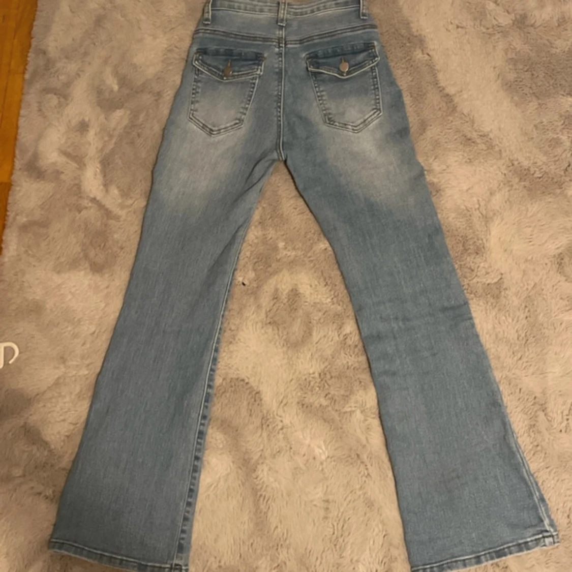 Midrise flared jeans - 3