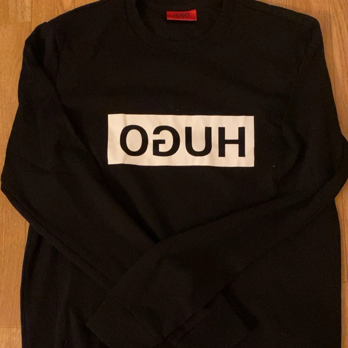 Svart långärmad tröja från Hugo Boss