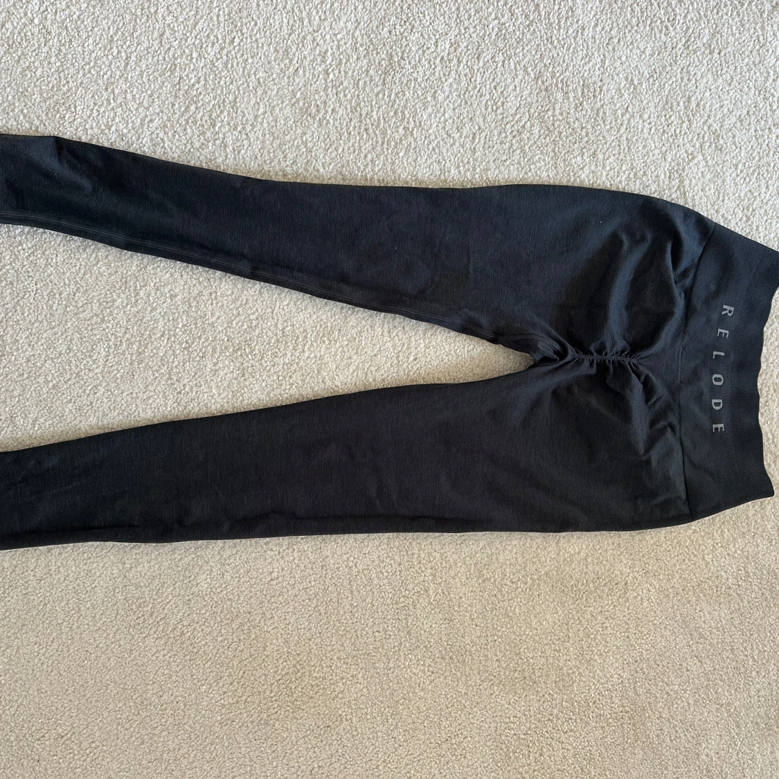 Grå höga leggings från Relode - 2